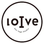 ホットヨガスタジオ loIve（ロイブ）のロゴ